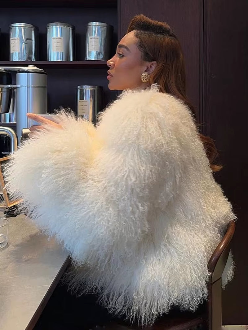 Fashion Luxury Cropped Faux Fur Coat Women'S Winter 2025 Ins Hot Fluffy Short Faux Fur Jacket Street Style Warm Outwear